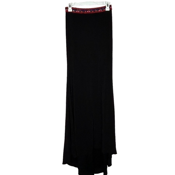 Dave & Johnny Top And Skirt Set. Floral Embroidered Top and Maxi Length Skirt - Picture 5 of 16